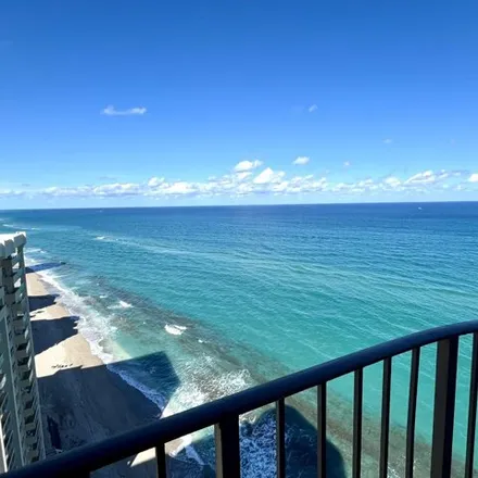 Image 3 - 5406 North Ocean Drive, Palm Beach Isles, Riviera Beach, FL 33404, USA - Condo for rent