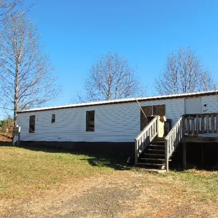 Image 2 - 573 Big Red Drive, Hillsville, VA 24343, USA - House for sale