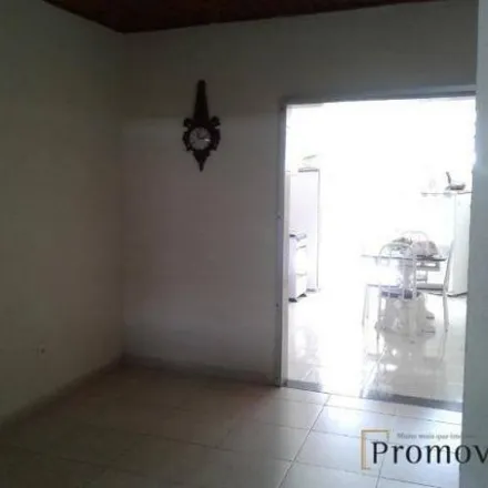 Buy this 5 bed house on Rua Bahia 1379 in Siqueira Campos, Aracaju - SE
