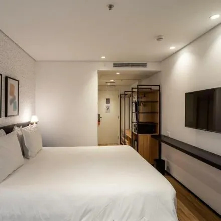Buy this 1 bed apartment on Edifício Platina 220 in Rua Bom Sucesso 220, Vila Azevedo