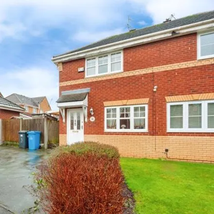Buy this 3 bed duplex on Keats Close in Widnes, WA8 7EX