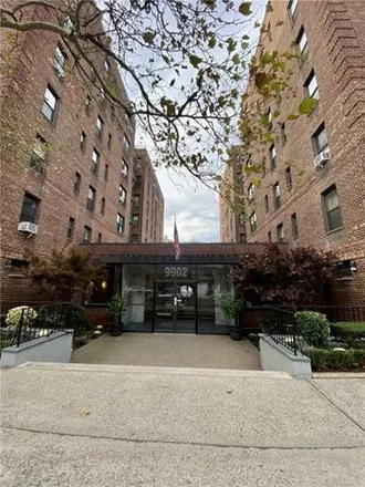 Image 2 - 3rd Avenue, New York, NY 11252, USA - Apartment for sale
