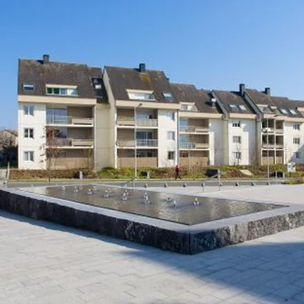 Image 1 - 35 Avenue du Général de Gaulle, 18230 Saint-Doulchard, France - Apartment for rent
