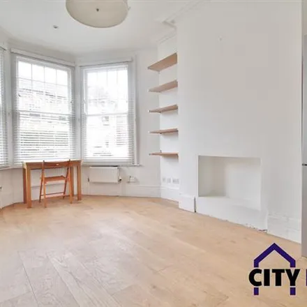 Rent this 3 bed apartment on 75 Carlingford Road in London, N15 3EJ