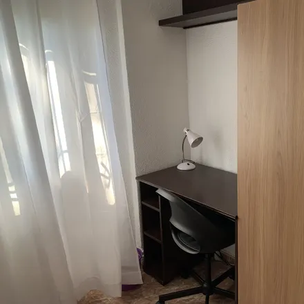 Image 4 - Calle de Alejandro Sánchez, 20, 28019 Madrid, Spain - Room for rent