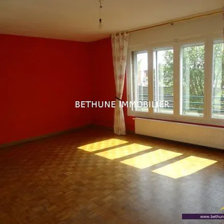 Rent this 2 bed apartment on Béthune Immobilier in Boulevard Jean Moulin, 62400 Béthune