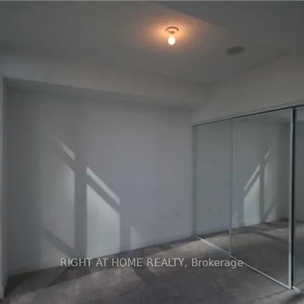 Image 5 - Formula Court, Toronto, ON M9B 3Z8, Canada - Apartment for rent
