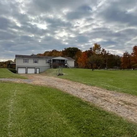 Buy this 4 bed house on 2389 County Road 170 in Harmony Township, OH 43334