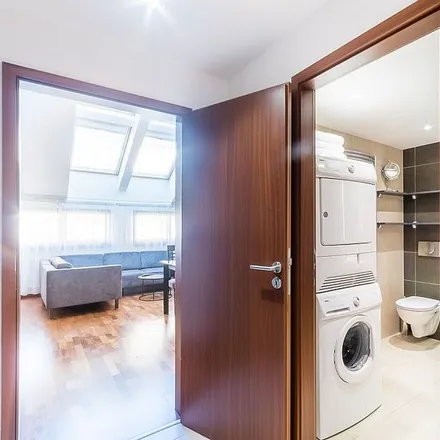 Image 6 - Na Slupi 135/13, 128 00 Prague, Czechia - Apartment for rent