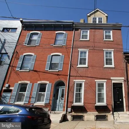 Image 1 - 411 Poplar Street, Philadelphia, PA 19123, USA - Apartment for rent