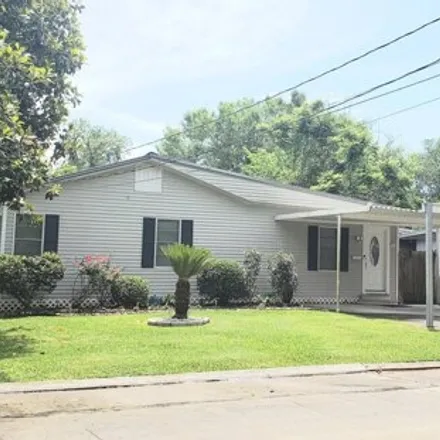 Buy this 3 bed house on 1241 French Street in New Iberia, LA 70560