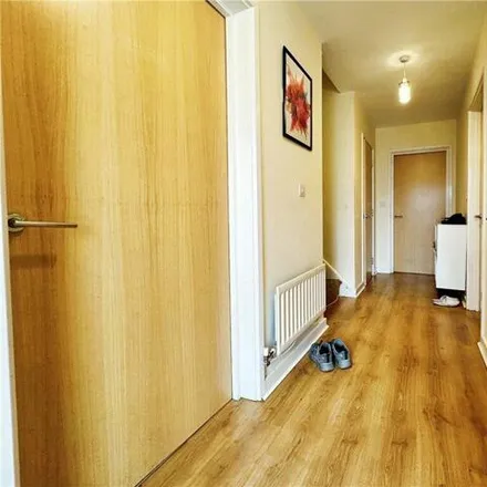 Image 4 - Simplicity Lane, Harlow, CM17 9JZ, United Kingdom - Apartment for sale