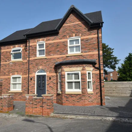 Buy this 5 bed house on Dartford Road in Urmston, M41 9EF