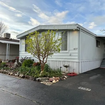Image 2 - 4185 West Point Lane, Sacramento County, CA 95660, USA - Apartment for sale