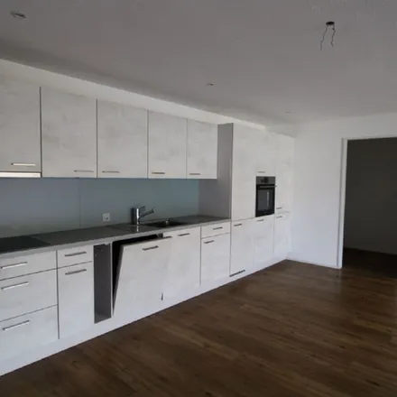 Rent this 6 bed apartment on Engelbergstrasse 9 in 4657 Bezirk Olten, Switzerland