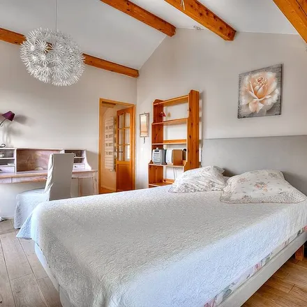 Rent this 7 bed house on 06550 La Roquette-sur-Siagne