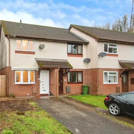 Buy this 2 bed house on Ynys Hir in Coed-y-cwm, CF37 3JF