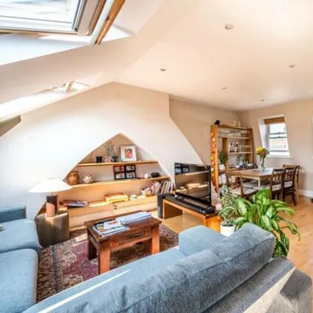 Rent this 2 bed apartment on Delaford Street in London, SW6 7LT