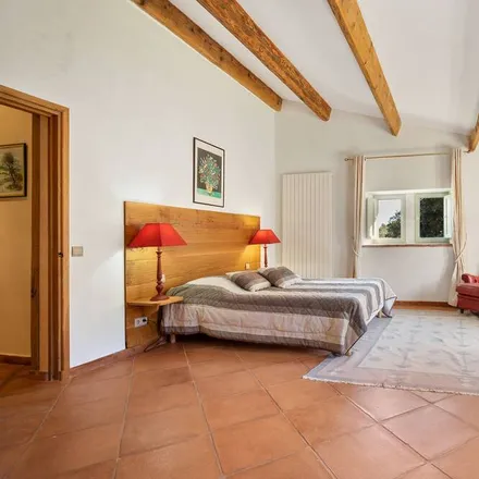 Rent this 7 bed house on 30700 Uzès