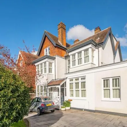 Image 2 - Hill View Road, London Road, London, TW1 1EF, United Kingdom - House for sale