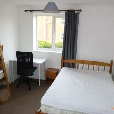 Rent this 6 bed apartment on Innisfree in 50 Sylvan Road, Exeter