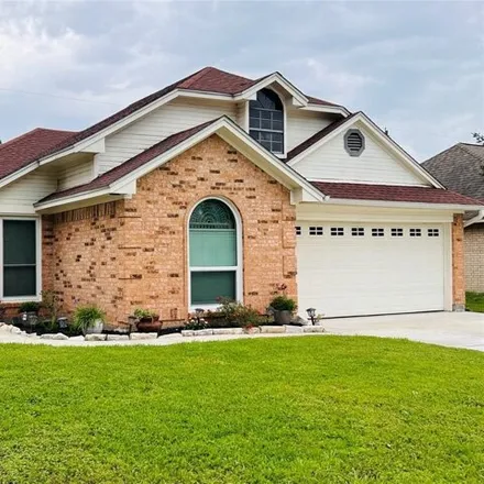 Buy this 3 bed house on 24 Alexander Court in Angleton, TX 77515