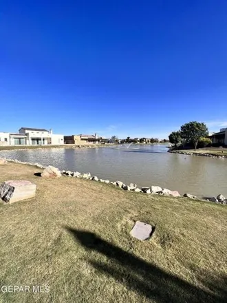 Image 5 - 5571 River Run Street, El Paso, TX 79932, USA - House for sale