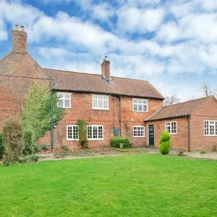 Rent this 4 bed house on Hop Hill Farm in Harmston Road, Aubourn