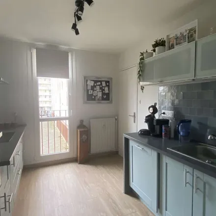 Rent this 2 bed apartment on 6 Avenue de l'Europe in 59139 Wattignies, France