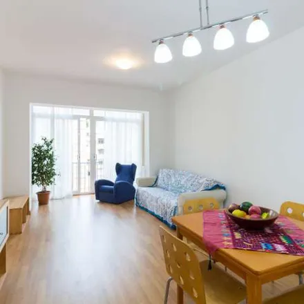 Rent this 3 bed apartment on Carrer de Villarroel in 17, 08001 Barcelona