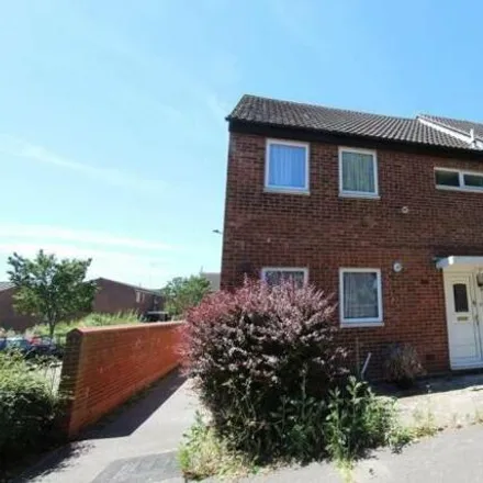 Image 2 - 21 Cyril Child Close, Colchester, CO4 3XU, United Kingdom - House for rent