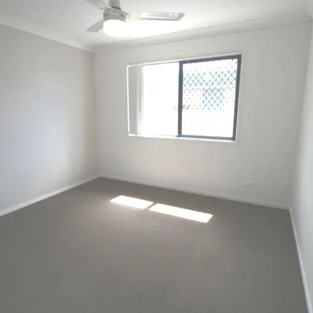 Rent this 1 bed townhouse on 10 Carnarvon Crescent in Fitzgibbon QLD 4018, Australia