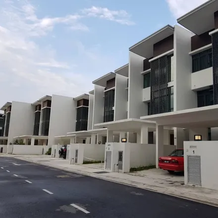 Image 9 - Jalan CSR 1, Cristal Serin Residence, 63000 Sepang, Selangor, Malaysia - Apartment for rent