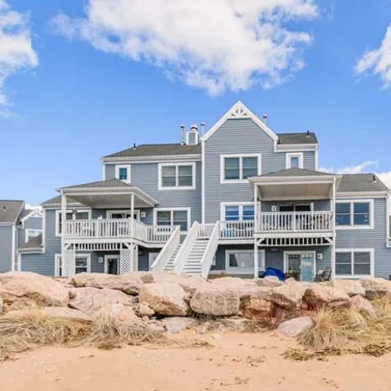 Image 4 - 80 Cosey Beach Ave Apt 4, East Haven, Connecticut, 06512 - House for sale