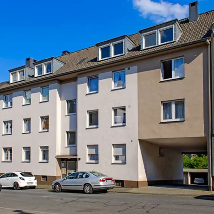 Rent this 3 bed apartment on Florastraße 30 in 42651 Solingen, Germany