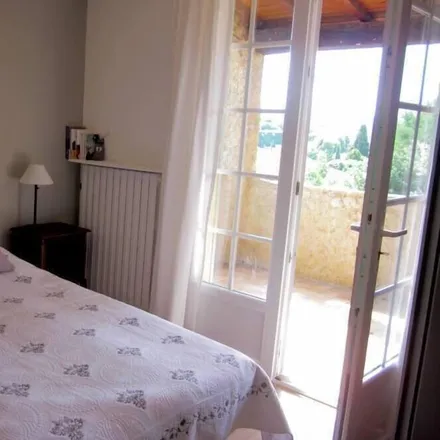 Rent this 4 bed house on Route de Villes sur Auzon in 84570 Mormoiron, France