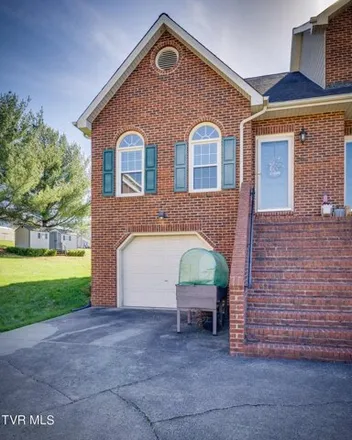 Buy this 3 bed house on 457 Andover Court in Kingsport, TN 37663