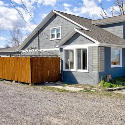 Buy this 4 bed house on 1100 North Montana Avenue in Lewis and Clark County, MT 59602