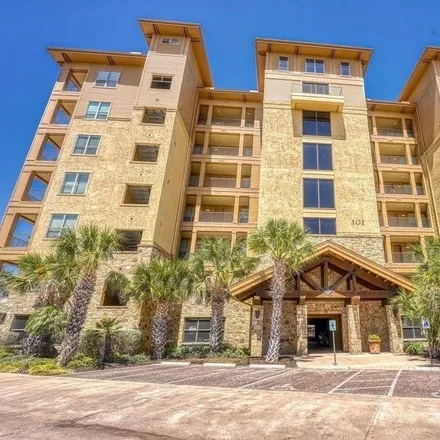 Rent this 3 bed condo on 101 The Cape in Horseshoe Bay, TX 78657