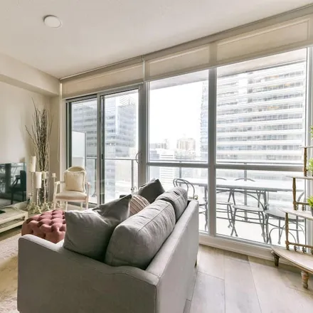 Image 4 - Toronto, ON M5J 0A6, Canada - Condo for rent