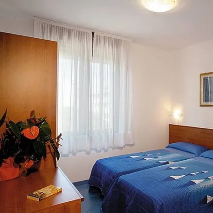 Image 1 - Bibione (autostazione), Piazza Mercato, 30028 Bibione VE, Italy - Apartment for rent