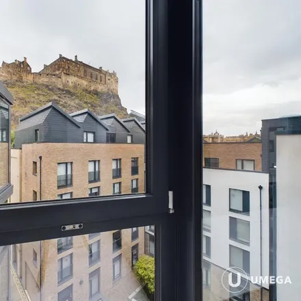 Rent this 1 bed townhouse on 29 King's Stables Road in City of Edinburgh, EH1 2JY