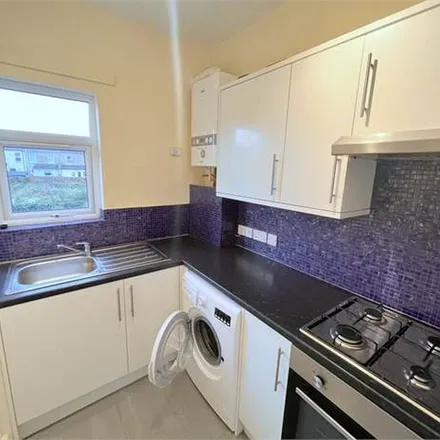 Rent this 2 bed apartment on Engleheart Road in London, SE6 2HR