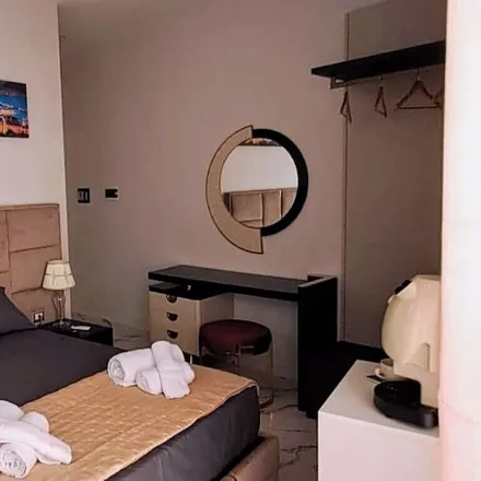 Image 6 - Naples, Napoli, Italy - Apartment for rent