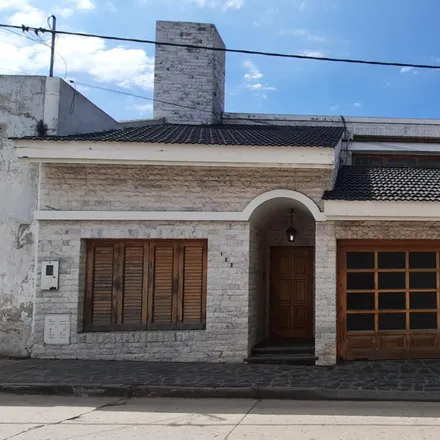 Buy this studio house on Maipú 122 in Departamento Victoria, E3153 ZAA Victoria