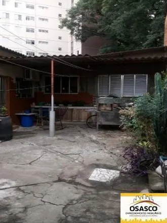 Buy this 3 bed house on Rua Romildo Isaias Neto in IAPI, Osasco - SP