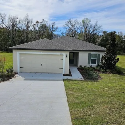 Buy this 3 bed house on 12976 Del Lago Drive in Astatula, Lake County