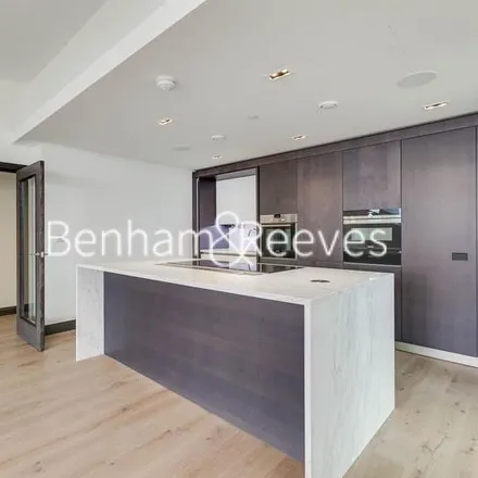 Image 8 - Beaulieu House, 15 Glenthorne Road, London, W6 0BU, United Kingdom - Apartment for rent