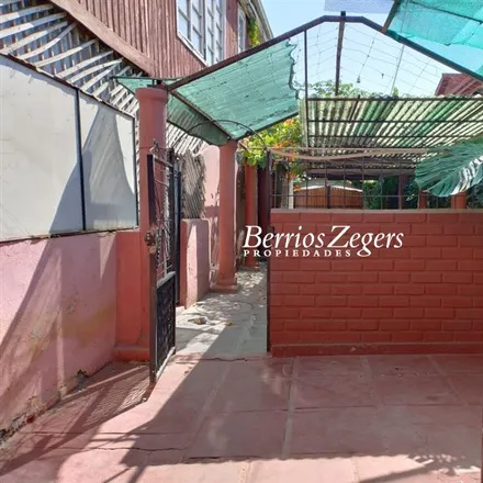 Image 3 - Importadora Recoleta S.A., Avenida Recoleta, 769 0000 Recoleta, Chile - House for sale