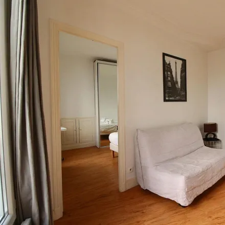 Image 8 - 20 Rue Saint-Lazare, 75009 Paris, France - Apartment for rent